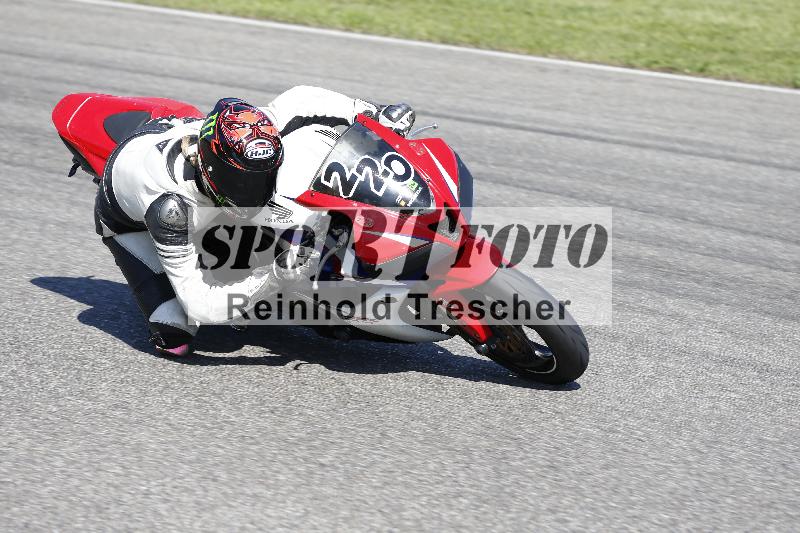 /12 30.04.2025 Speer Racing ADR/Gruppe gruen/220